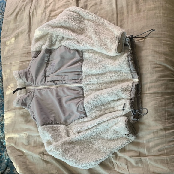 EUC The North Face Denali Jacket - Picture 11 of 15